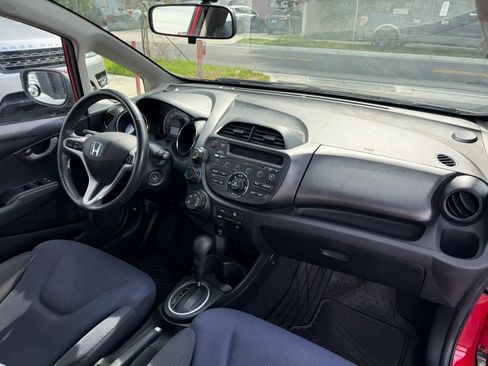Used 2013 Honda Fit Sport image 18