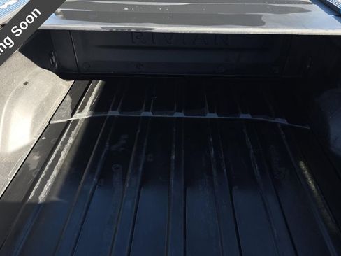 Used 2022 Rivian R1T Launch Edition image 13