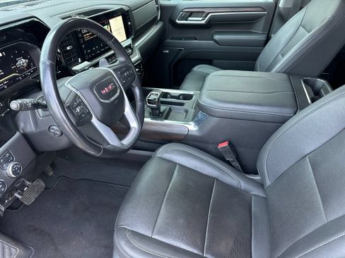 Used 2023 GMC Sierra 1500 SLT AWD/4WD image 9