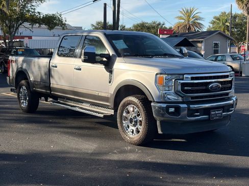 Used 2020 Ford F350 Lariat w/ Lariat Ultimate Package image 3