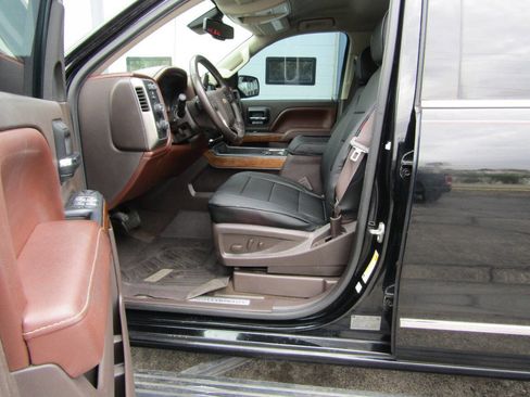 Used 2017 Chevrolet Silverado 1500 High Country image 10