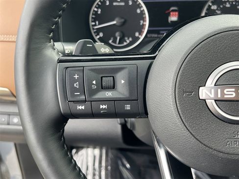 Certified 2023 Nissan Pathfinder Platinum w/ Cargo Package image 11