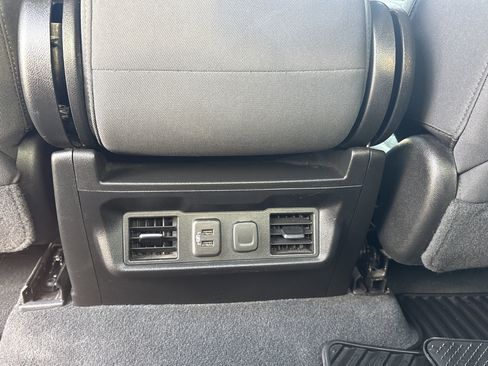 Used 2021 Chevrolet Silverado 1500 RST image 24