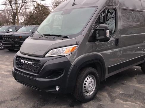 New 2026 RAM ProMaster 1500 w/ Convenience Group FWD image 4