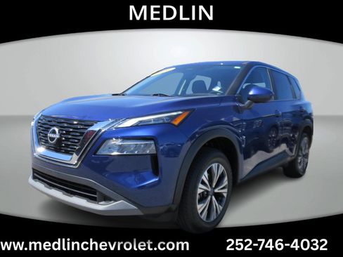 Used 2023 Nissan Rogue SV FWD image 4