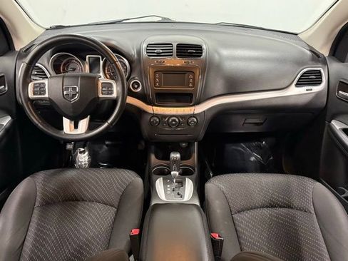 Used 2018 Dodge Journey SXT w/ Connectivity Group image 31