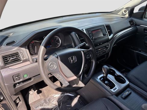 Used 2019 Honda Ridgeline Sport image 9