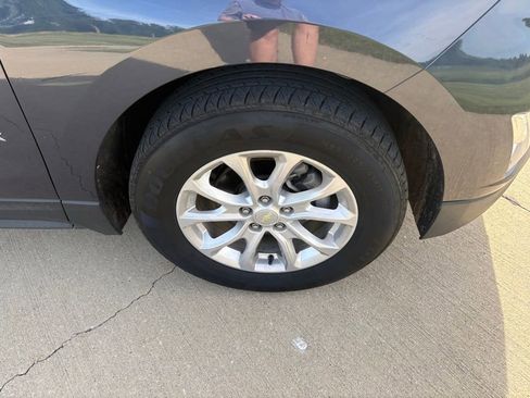 Used 2018 Chevrolet Equinox LS FWD image 22