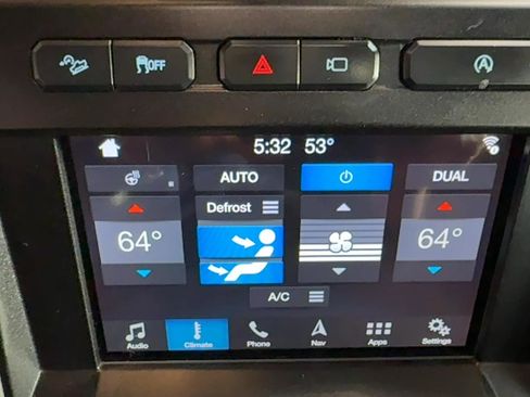 Used 2018 Ford F150 Raptor w/ Equipment Group 802A Luxury image 39