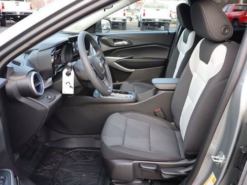 New 2026 Chevrolet Trax LS w/ Driver Confidence Package FWD image 5