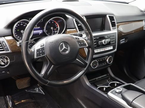 Used 2014 Mercedes-Benz ML 350 4MATIC image 7