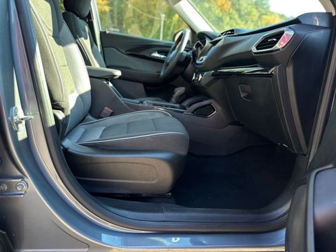 Used 2021 Chevrolet TrailBlazer LT image 20
