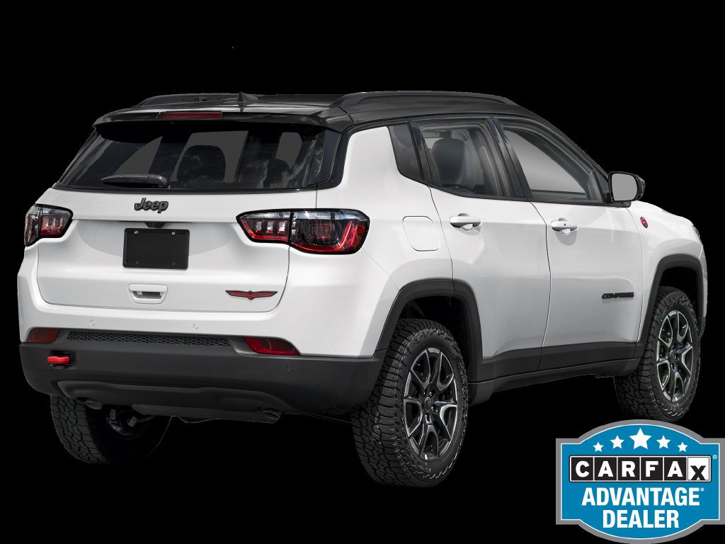 Used 2025 Jeep Compass Trailhawk AWD/4WD image 4