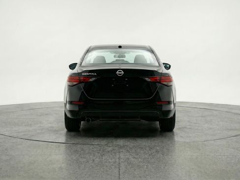 Used 2025 Nissan Sentra SV image 7