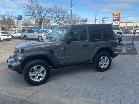 Used 2019 Jeep Wrangler Sport S image 15