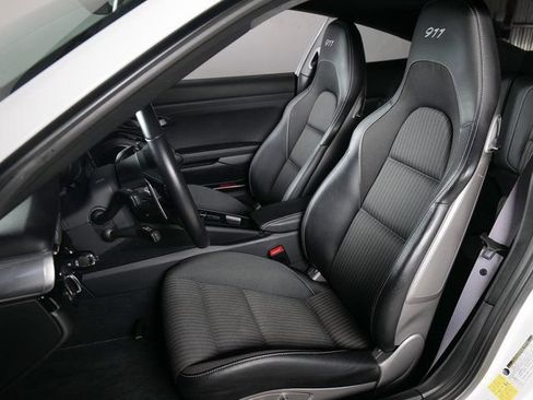 Certified 2019 Porsche 911 Carrera T w/ Carrera T Interior Package RWD image 5