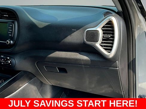 Used 2024 Kia Soul LX w/ Option Group 015 FWD image 29