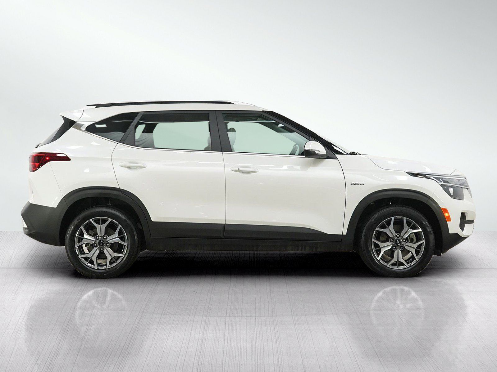 Used 2021 Kia Seltos EX AWD/4WD image 7