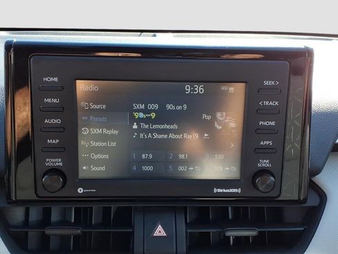 Used 2021 Toyota RAV4 XLE image 20