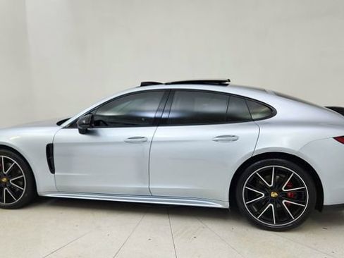 Used 2018 Porsche Panamera 4S image 4