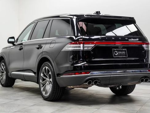 Used 2025 Lincoln Aviator Reserve w/ Illumination Package AWD/4WD image 11