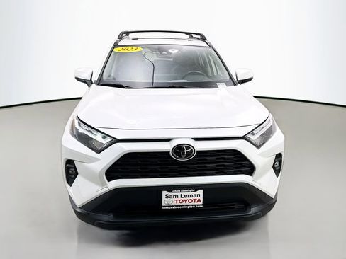 Used 2023 Toyota RAV4 XLE Premium image 2