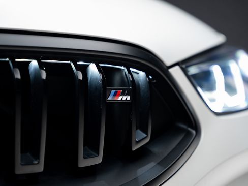 Used 2025 BMW M850i xDrive AWD/4WD image 14