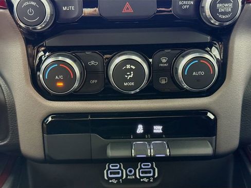 Used 2024 RAM 1500 Rebel image 16