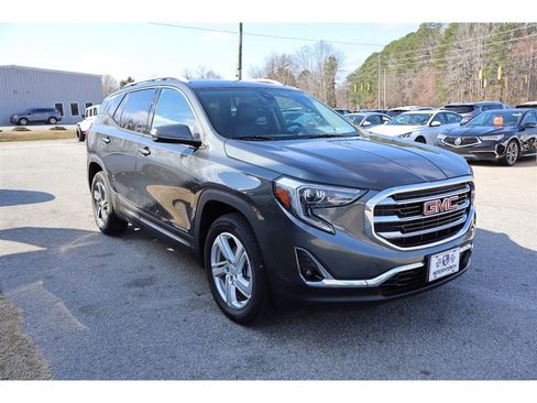 Used 2020 GMC Terrain SLT image 8
