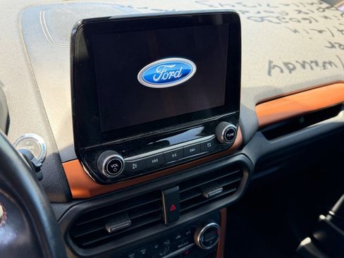 Used 2018 Ford EcoSport SES w/ SES Cold Weather Package AWD/4WD image 11