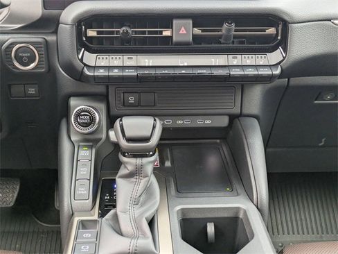 Used 2025 Toyota Land Cruiser image 21