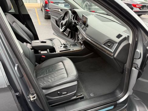 Used 2018 Audi Q5 2.0T Premium Plus w/ Premium Plus Package AWD/4WD image 14