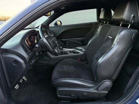 Used 2015 Dodge Challenger SRT Hellcat image 25