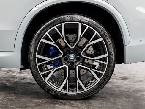 Used 2025 BMW X5 M Competition w/ Executive Package AWD/4WD image 14