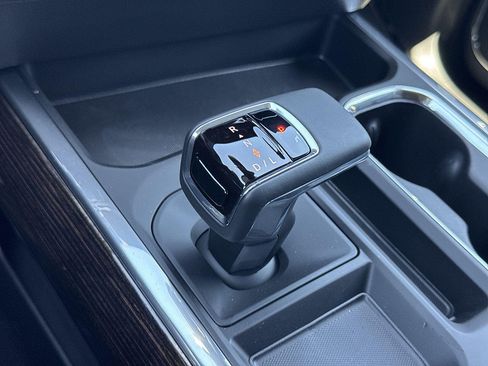 New 2026 GMC Sierra 1500 Elevation w/ Elevation Premium Package AWD/4WD image 13