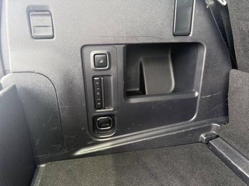 Used 2025 Ford Expedition Active RWD image 22