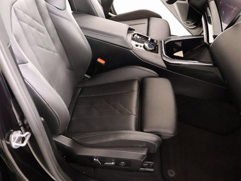 Used 2025 BMW X3 xDrive30i w/ Premium Package image 13