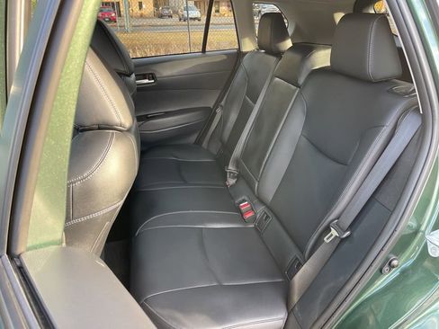 Used 2024 Toyota Corolla Cross XLE image 22