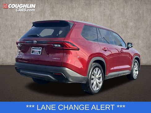 Used 2024 Toyota Grand Highlander XLE image 7