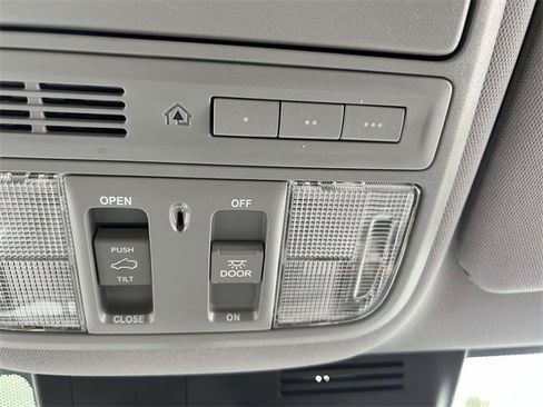 Used 2022 Honda CR-V EX-L image 32