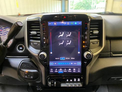 Used 2026 RAM 2500 Big Horn AWD/4WD image 40