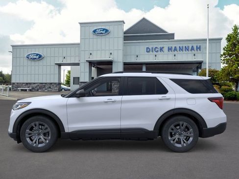 New 2026 Ford Explorer Active w/ Active Comfort Package AWD/4WD image 4
