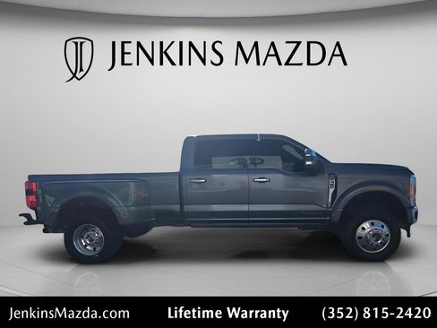 Used 2023 Ford F450 Lariat w/ Lariat Ultimate Package AWD/4WD image 8