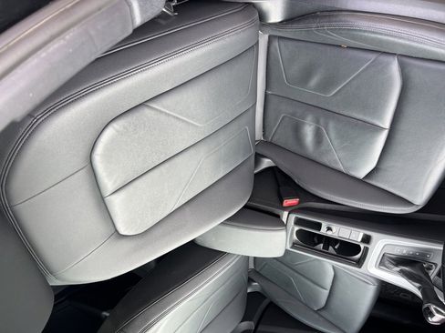 Used 2022 Audi Q3 2.0T Premium Plus w/ Premium Plus Package image 49