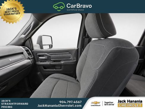 Used 2024 RAM 2500 Big Horn w/ Night Edition AWD/4WD image 10