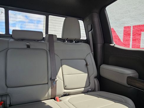 Used 2020 GMC Sierra 1500 SLT w/ SLT Premium Plus Package image 26