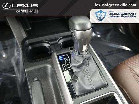 Used 2023 Toyota Tacoma Limited AWD/4WD image 21