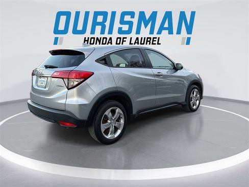 Used 2020 Honda HR-V LX image 8