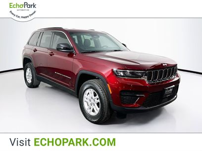 Used 2025 Jeep Grand Cherokee Laredo
