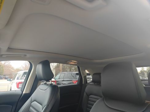 Used 2024 Ford Edge SEL w/ Convenience Package AWD/4WD image 22